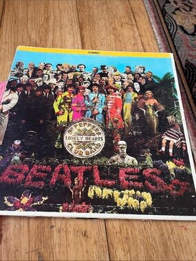 The Beatles Multicolor Sgt. Pepper Parade ALBUM USED